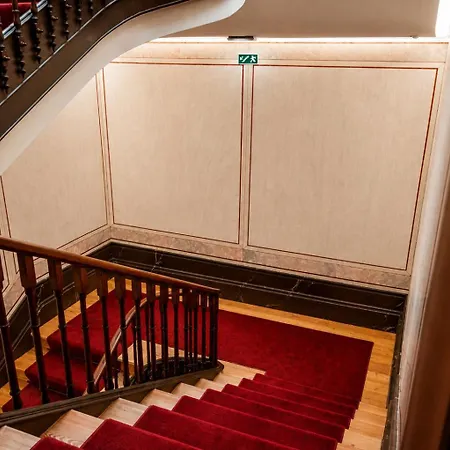 Hotel Senat *
