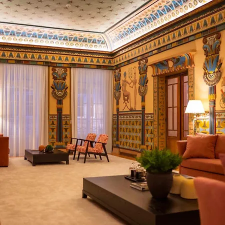Hotel Senat *
